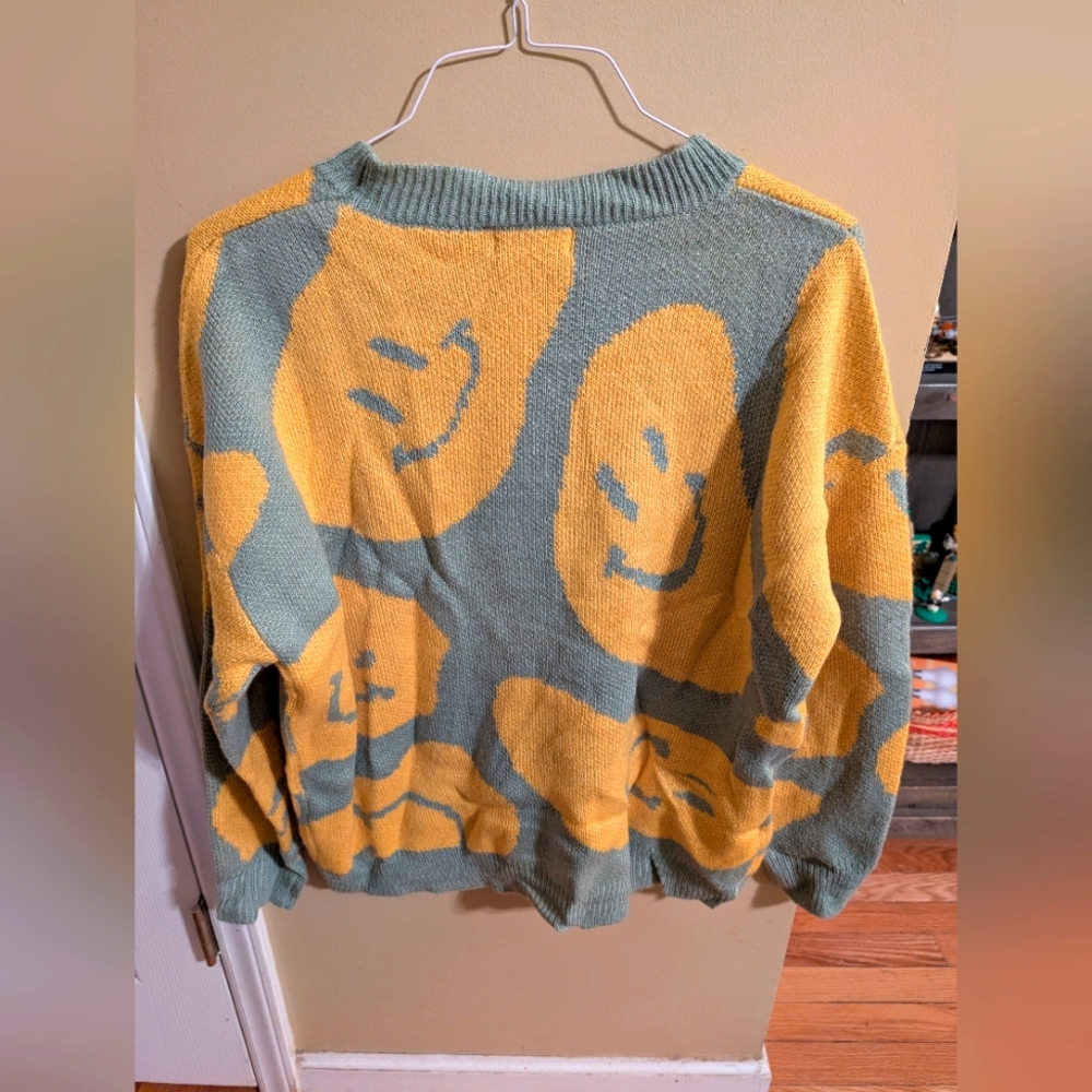 Altard State Sweater - Picture 3 of 4